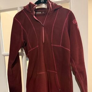 Athleta Plush 1/4 zip - Small - Burgundy